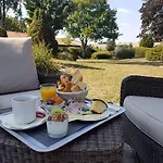 Kyriad Angouleme Nord Champniers- & 3*