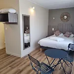 Hotel Kyriad Angouleme Nord Champniers- & 3*