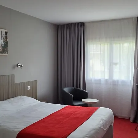 Kyriad Angouleme Nord Champniers- & 3*