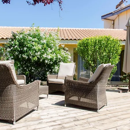 ホテル Kyriad Angouleme Nord Champniers- & 3*