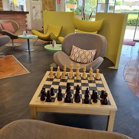 Kyriad Angouleme Nord Champniers- & Otel