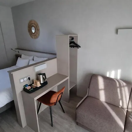 Kyriad Angouleme Nord Champniers- &