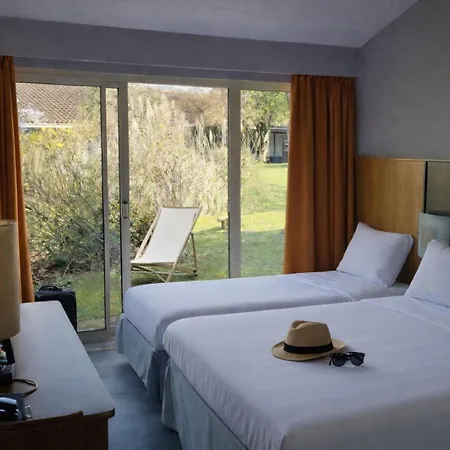Otel Kyriad Angouleme Nord Champniers- &