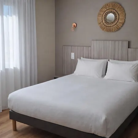 Kyriad Angoulême Nord Champniers- Hôtel&résidence 3*
