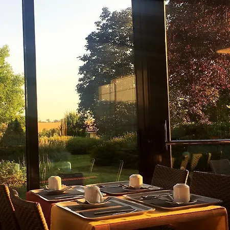 Kyriad Angouleme Nord Champniers- & Hotel 3*