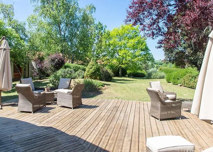 Kyriad Angoulême Nord Champniers- Hôtel&résidence