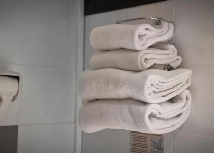 Kyriad Angoulême Nord Champniers- Hôtel&résidence Hotel 3*