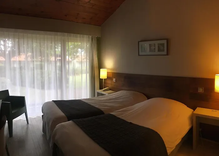 Kyriad Angoulême Nord Champniers- Hôtel&résidence