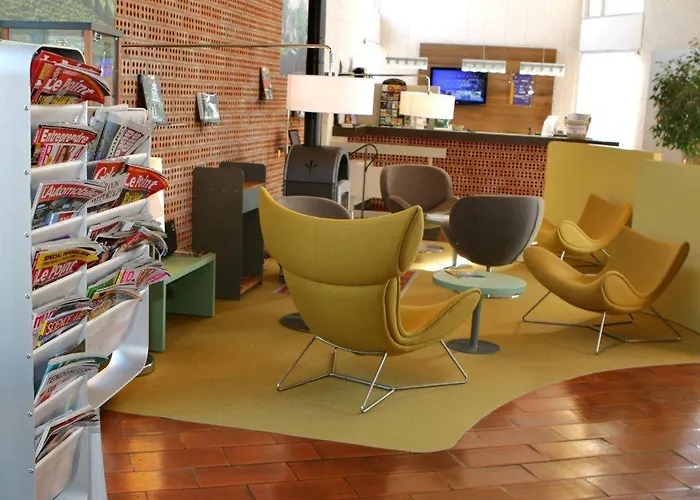 Hotel Kyriad Angoulême Nord Champniers- Hôtel&résidence 3*