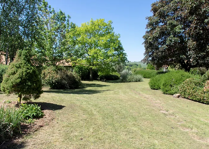 Kyriad Angoulême Nord Champniers- Hôtel&résidence Champniers (Charente)