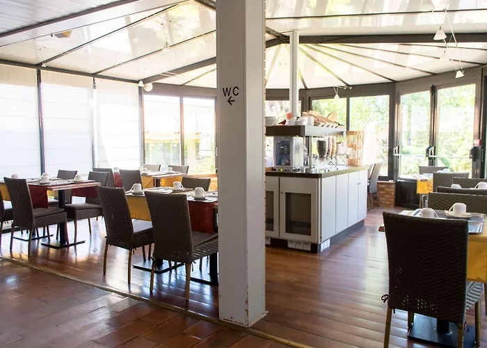 Kyriad Angoulême Nord Champniers- Hôtel&résidence 3*