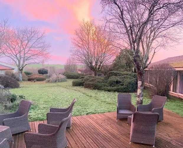 Kyriad Angoulême Nord Champniers- Hôtel&résidence Hotel Champniers (Charente)