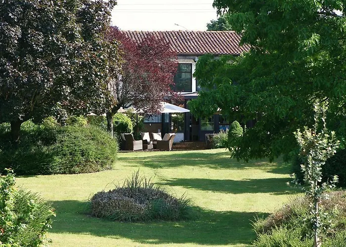 Kyriad Angoulême Nord Champniers- Hôtel&résidence Hotel 3*