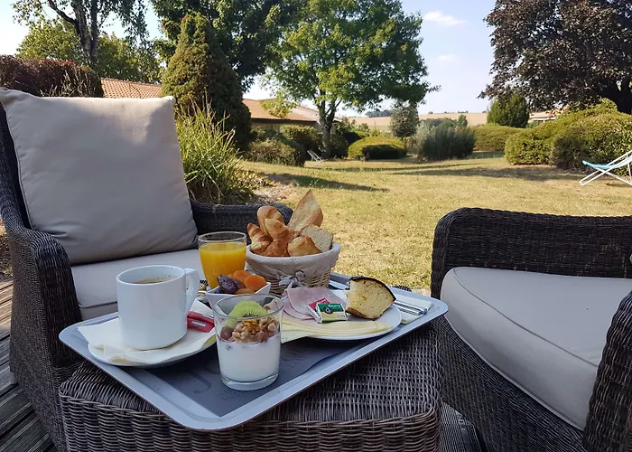 Kyriad Angoulême Nord Champniers- Hôtel&résidence 3*